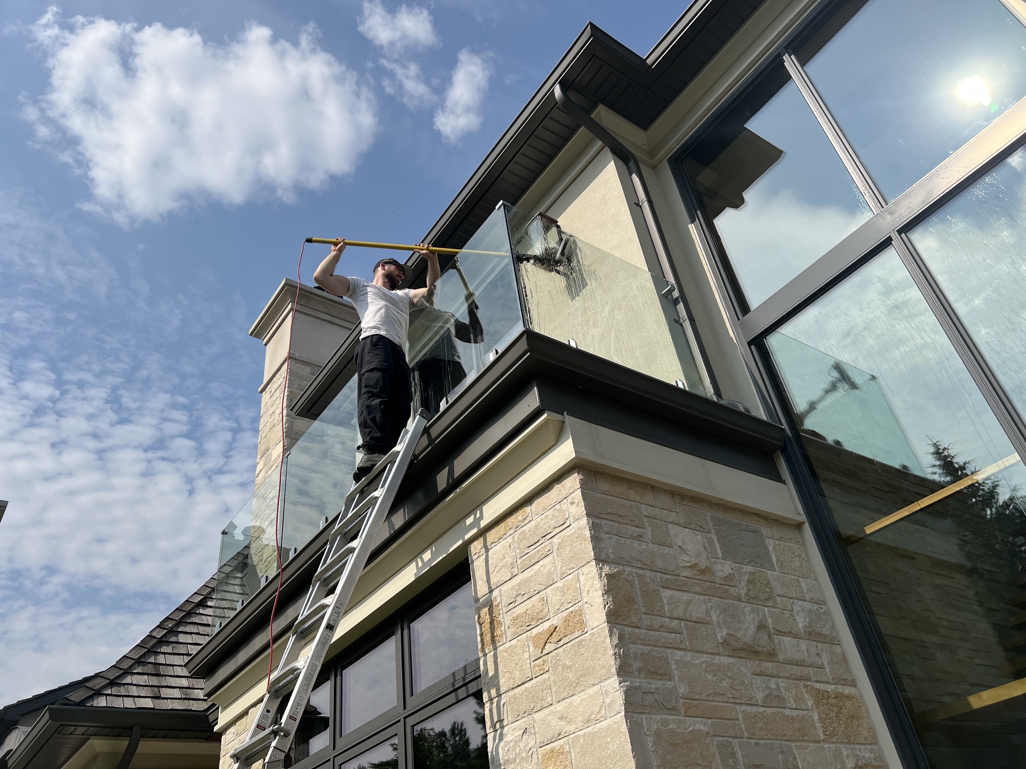 C&N Window Cleaning residential window cleaning results in Durham Region